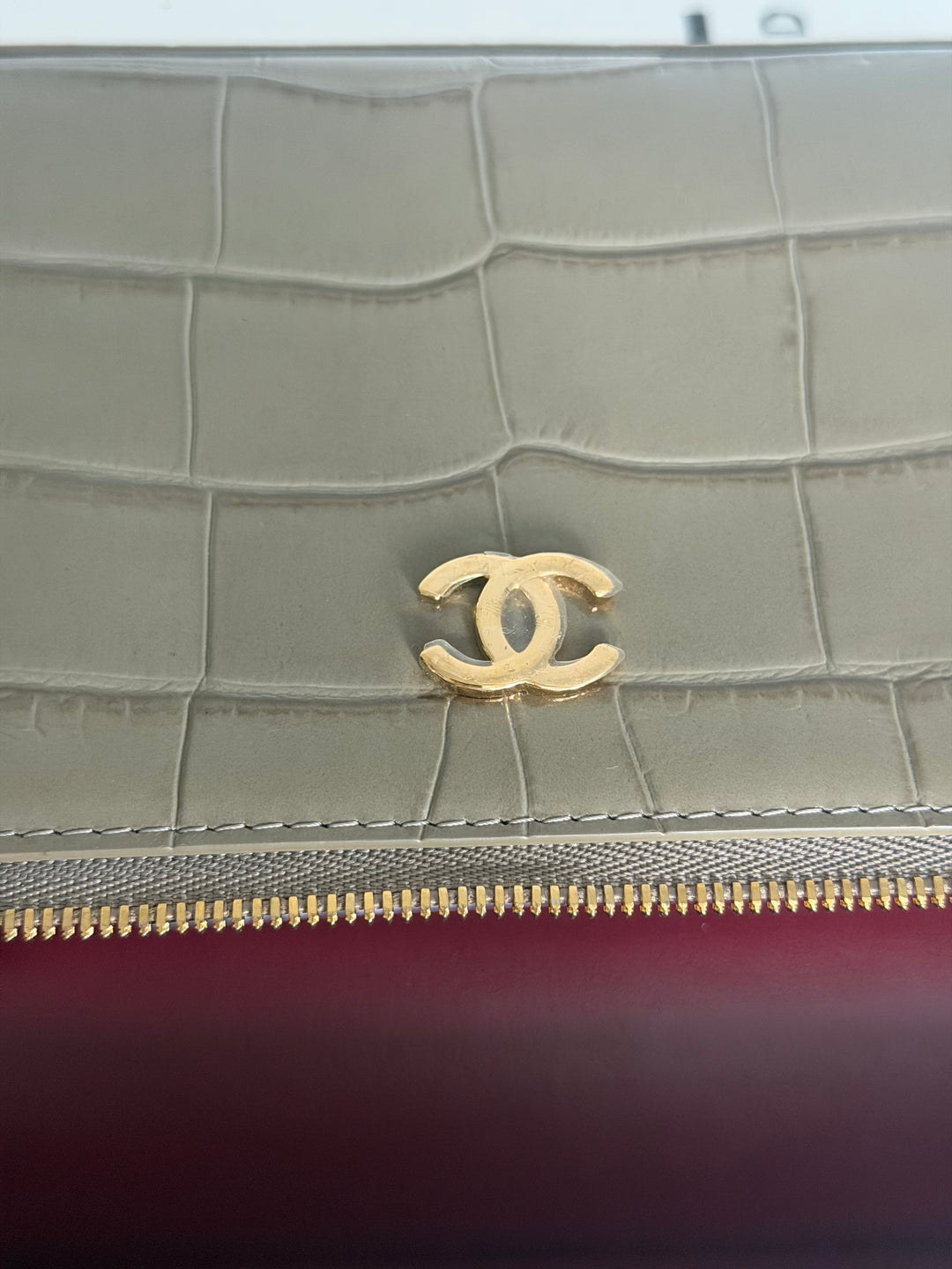 CHANEL 26A Etoupe Khaki Croc Embossed Calf skin LGHW LP Long Vanity size Medium 23 cms with detachable chain 2026