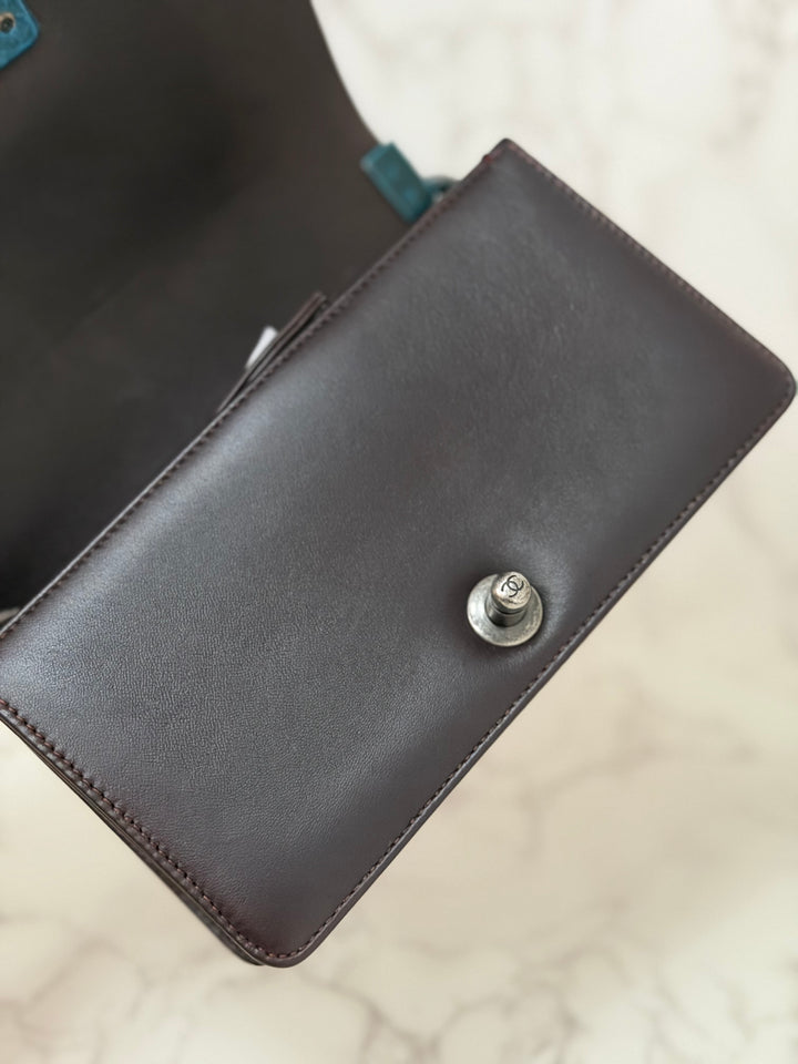 Chanel series 21 2015 Burgundy Lambskin Stingray SMALL Le Boy Flap Bag with Ruthenium HW