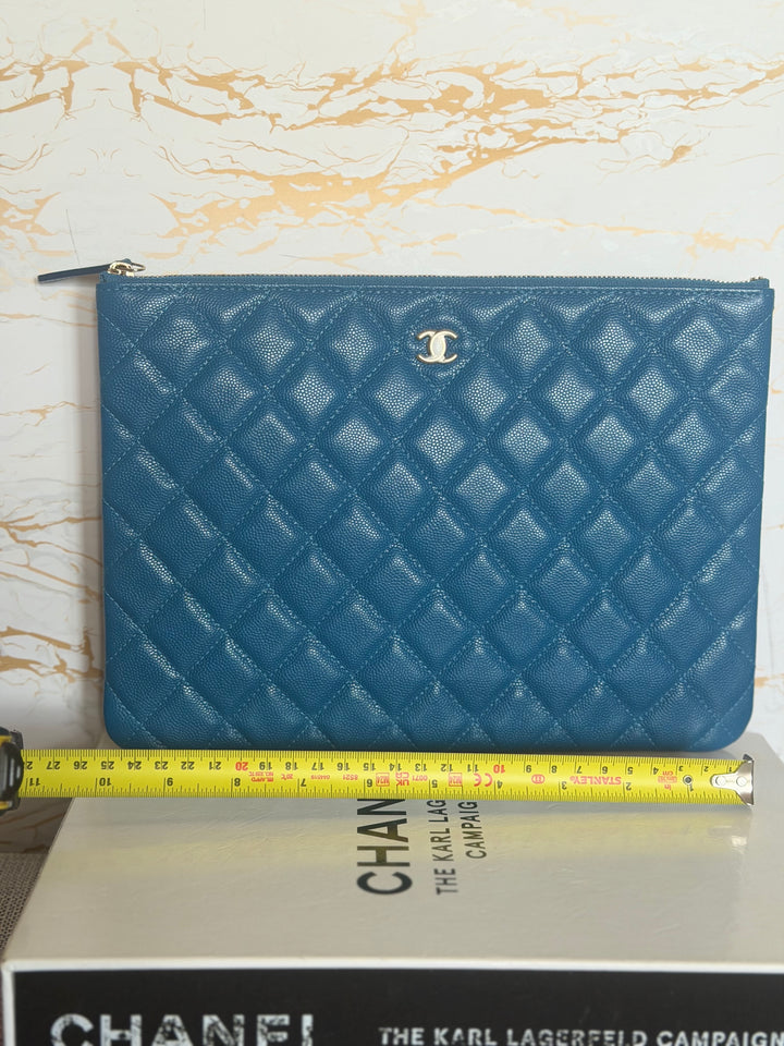 CHANEL series 27 Blue caviar LGHW Medium O Case/Pouch 25 cms