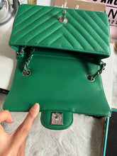 Load image into Gallery viewer, Chanel series 24 (2017) Green Caviar SHW Chevron Mini Rectangular Flap Bag
