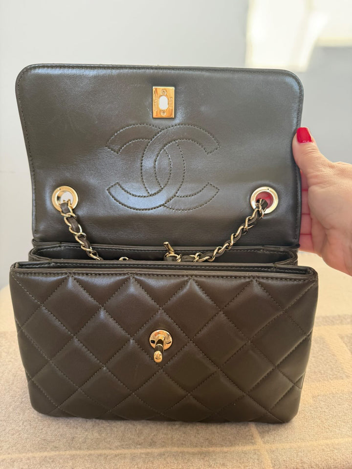 CHANEL series 23 2016 Khaki Green Lambskin LGHW Trendy CC Flap bag size Small with detachable chain