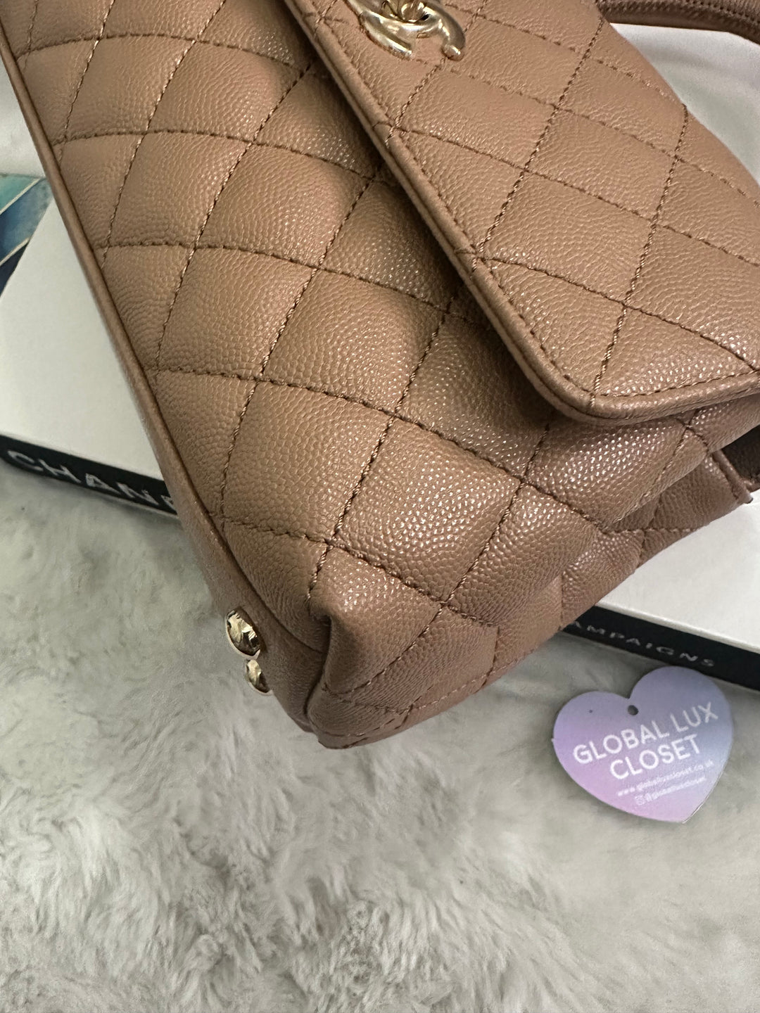 Chanel 22K Pre Fall/Winter 2022 Dark Beige Caviar LGHW Coco Handle Size Small with detachable strap