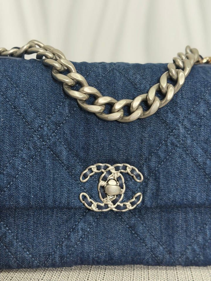 CHANEL 19 size Small Dark Denim SHW Flap Bag with Top Handle