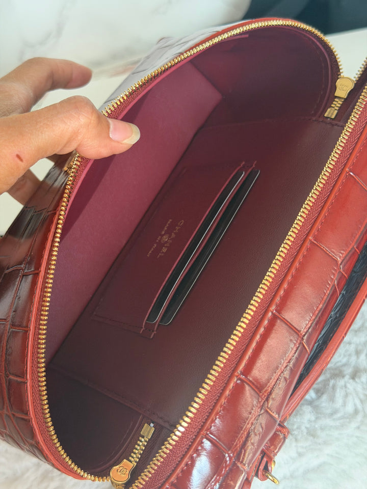 CHANEL 26B Croc Embossed Burgundy Calf Skin LP Long Vanity size Medium 23 cms 2026 Matthieu Blazy