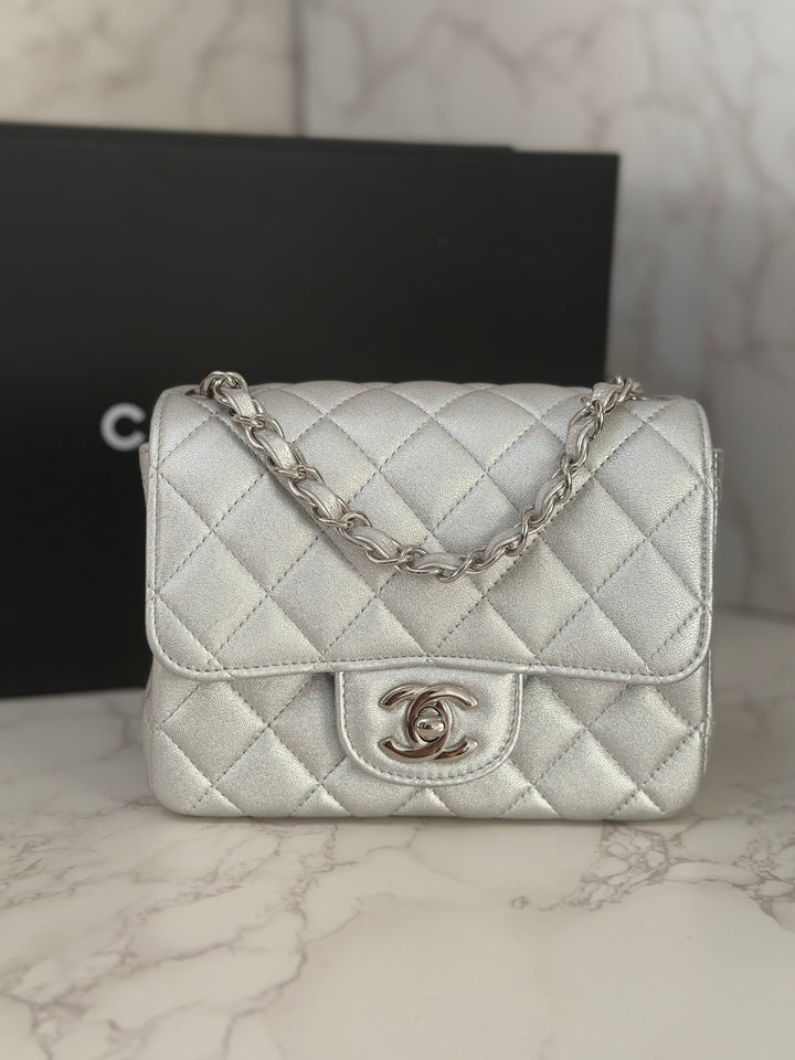 Chanel Series 31 21P Collection Iridescent Silver lambskin SHW Square Mini Flap Bag 2021