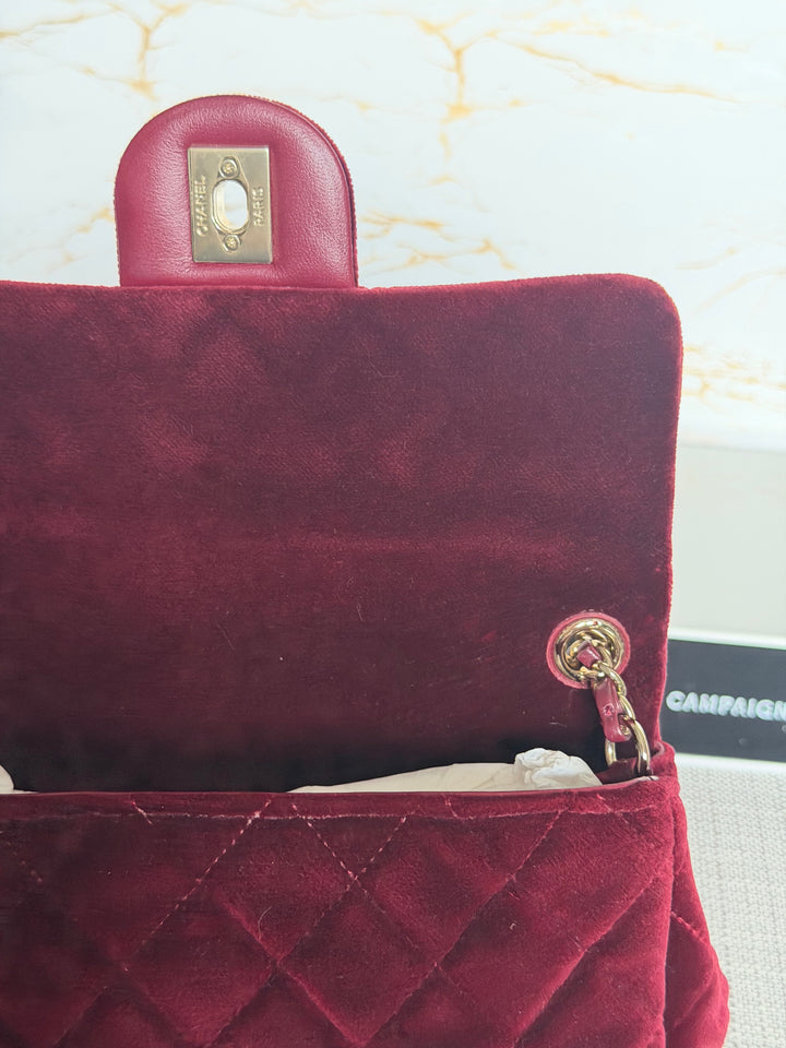 CHANEL series 31 Burgundy Dark Red Velvet Crystal Pearl Crush Adjustable Strap Mini Rectangular Flap Bag 2020/2021