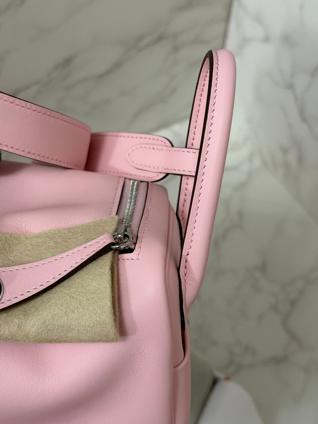 Hermes Mini Lindy Rose Sakura Swift leather PHW Stamp B 2024 *Rare combo*