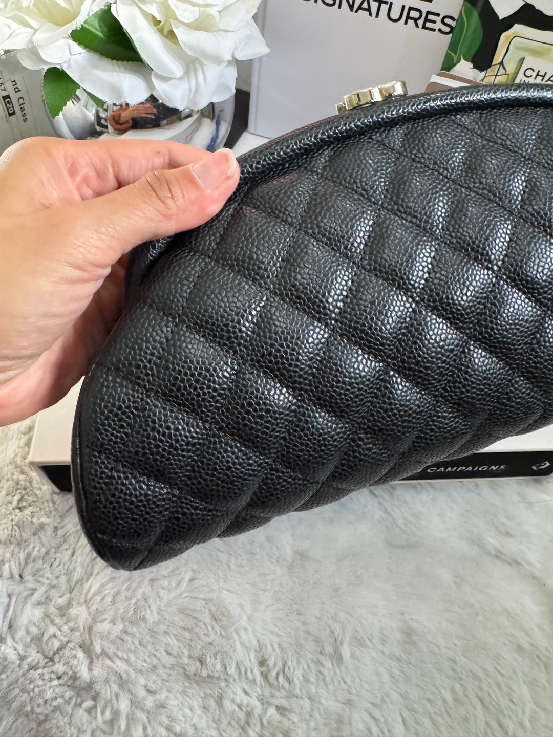 Chanel series 15 Black Caviar SHW Classic Clutch