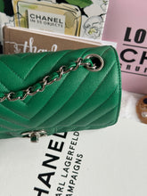 Load image into Gallery viewer, Chanel series 24 (2017) Green Caviar SHW Chevron Mini Rectangular Flap Bag
