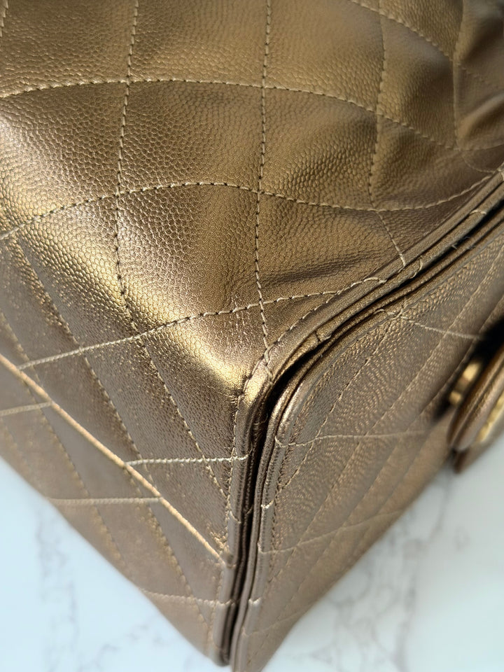 CHANEL 25A 2025 Bronze Caviar aged GHW 25 Hobo Bag size Small