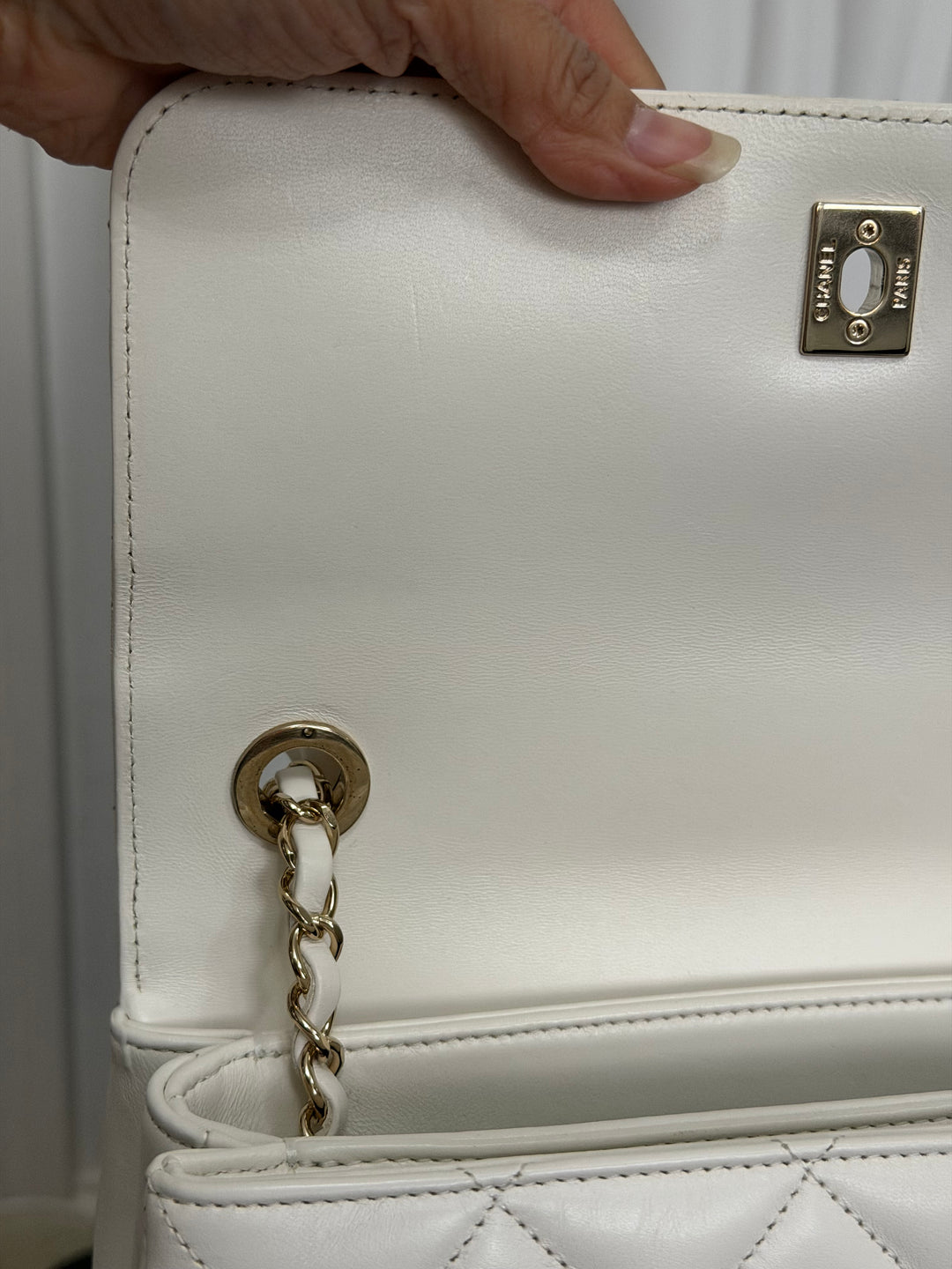CHANEL 23S collection 2023 White Lambskin LGHW Trendy CC Flap Bag size Small with raised CHANEL Engraved Plate Top Handle