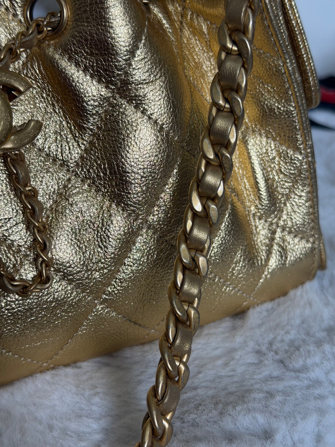 CHANEL 26C Gold Caviar Mini 25 Hobo Bag with Aged GHW 2026