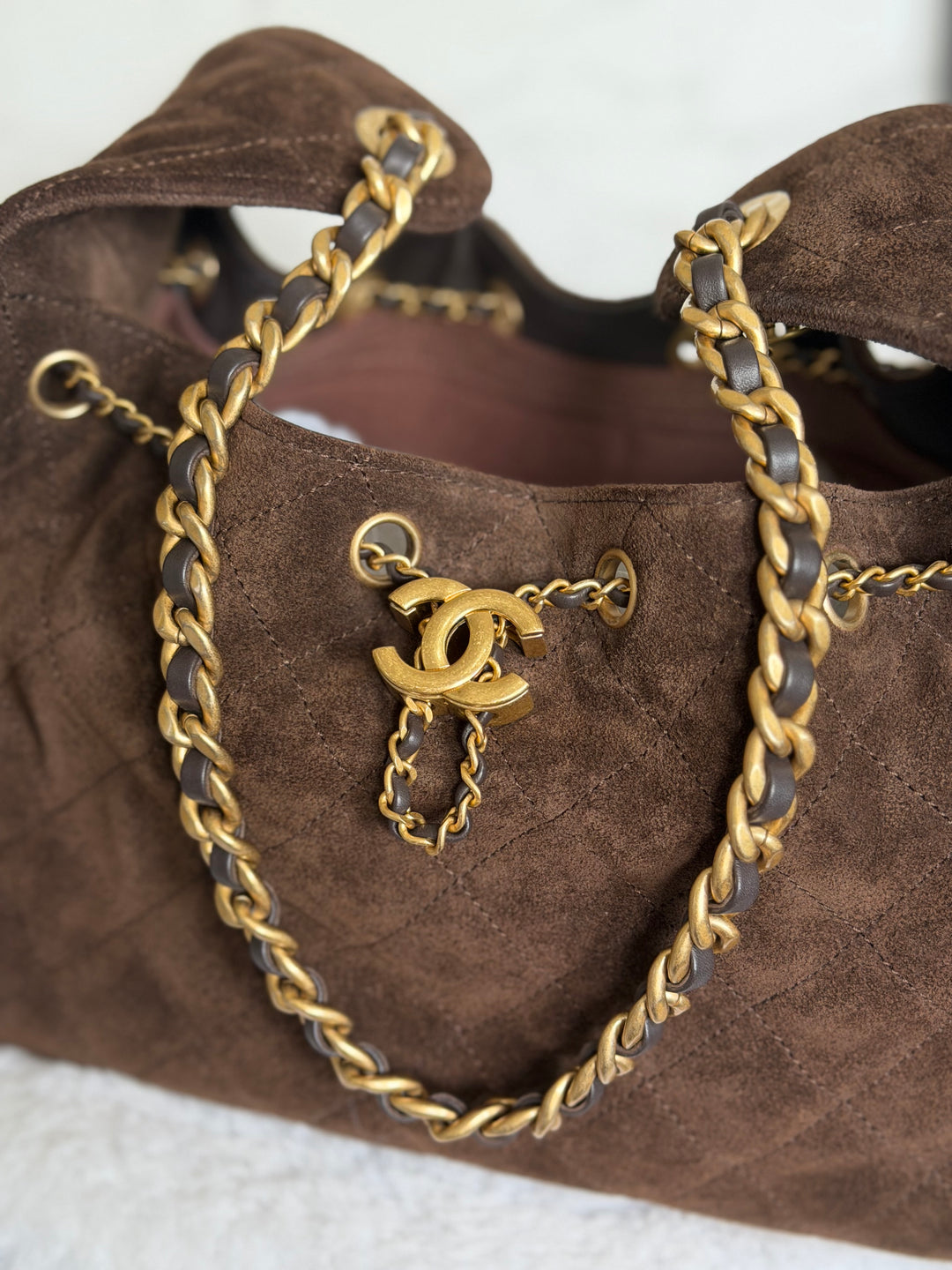 CHANEL 25K Dark Chocolate Brown Suede Aged GHW 25 Hobo Bag size SMALL 2025