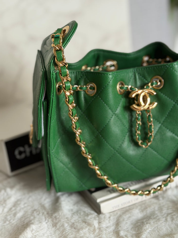 CHANEL Métiers d’art 2026 26A Green Caviar Shiny GHW MINI 25 Hobo Bag