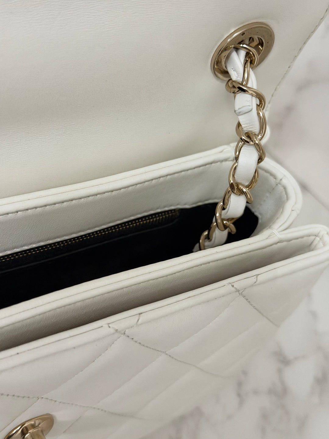 CHANEL 23S collection 2023 White Lambskin LGHW Trendy CC Flap Bag size Small with raised CHANEL Engraved Plate Top Handle