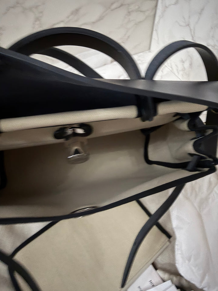 Hermes Herbag Zip 31 Bag in Noir/Beton Palladium Hardware