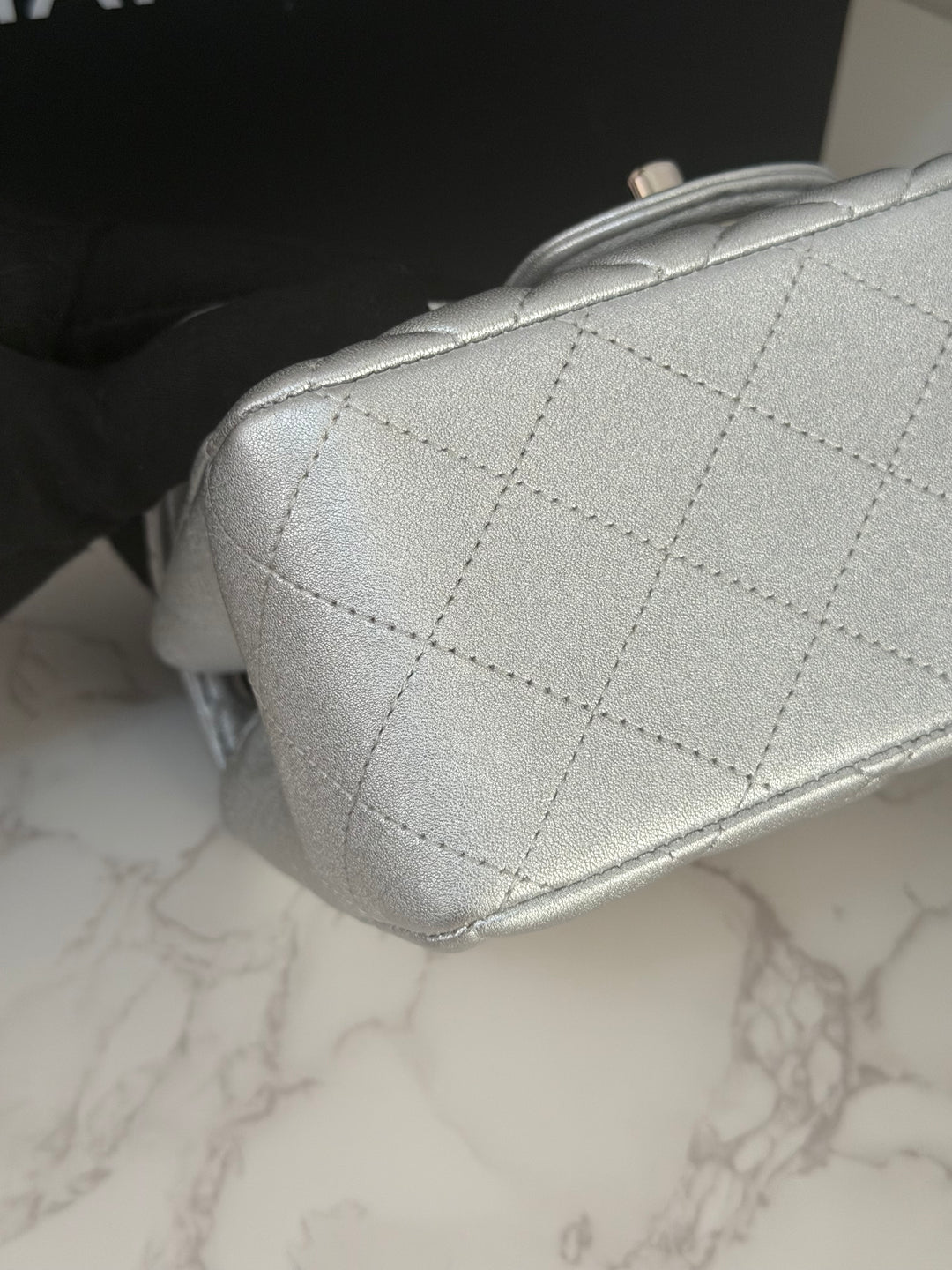 Chanel Series 31 21P Collection Iridescent Silver lambskin SHW Square Mini Flap Bag 2021