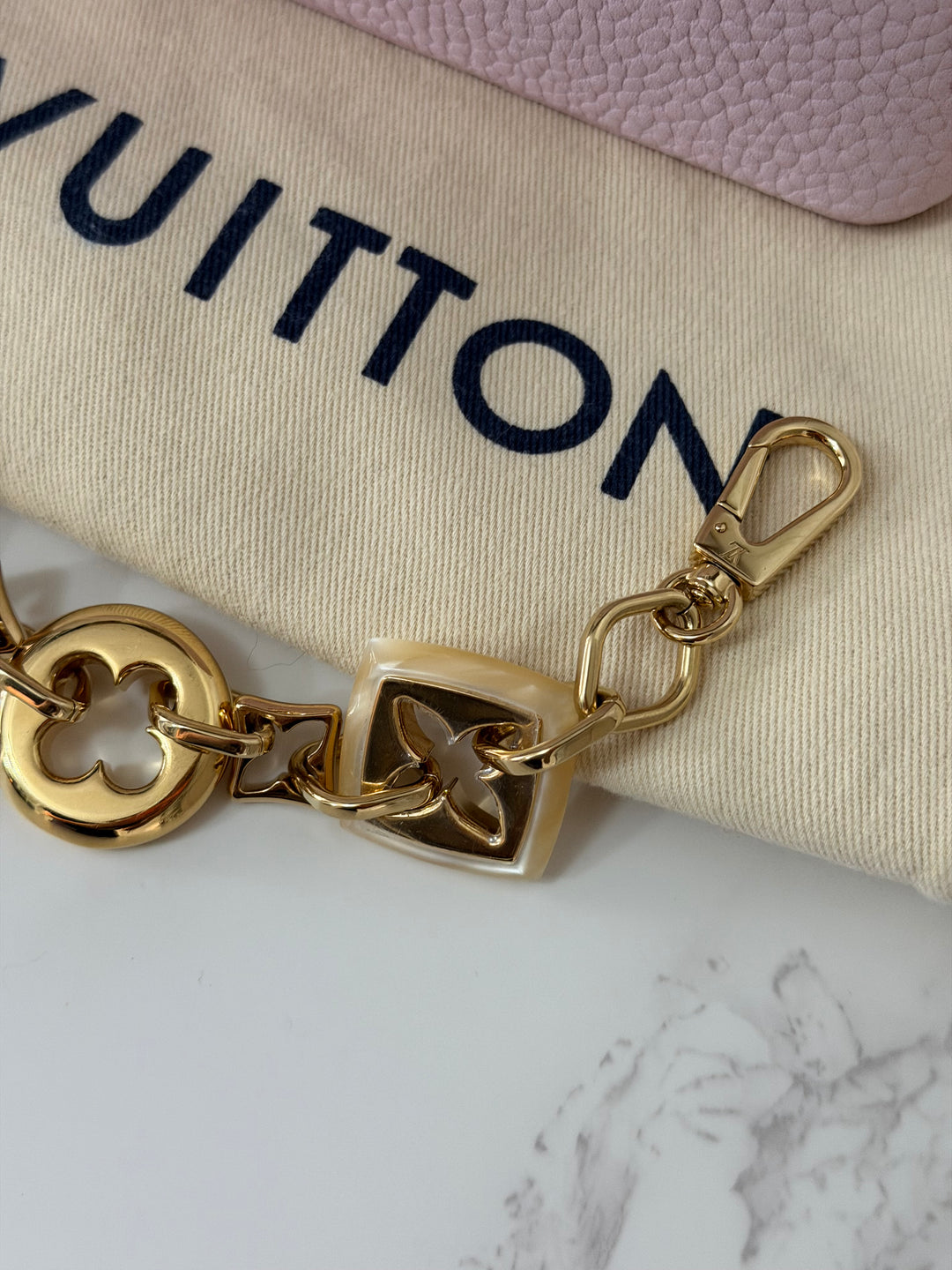 LOUIS VUITTON LV Mini Capucines In Guimauve Marshmallow Pink