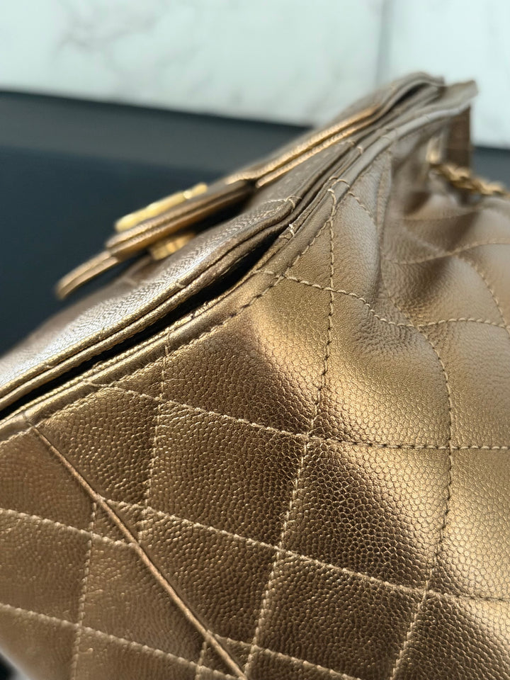 CHANEL 25A 2025 Bronze Caviar aged GHW 25 Hobo Bag size Small