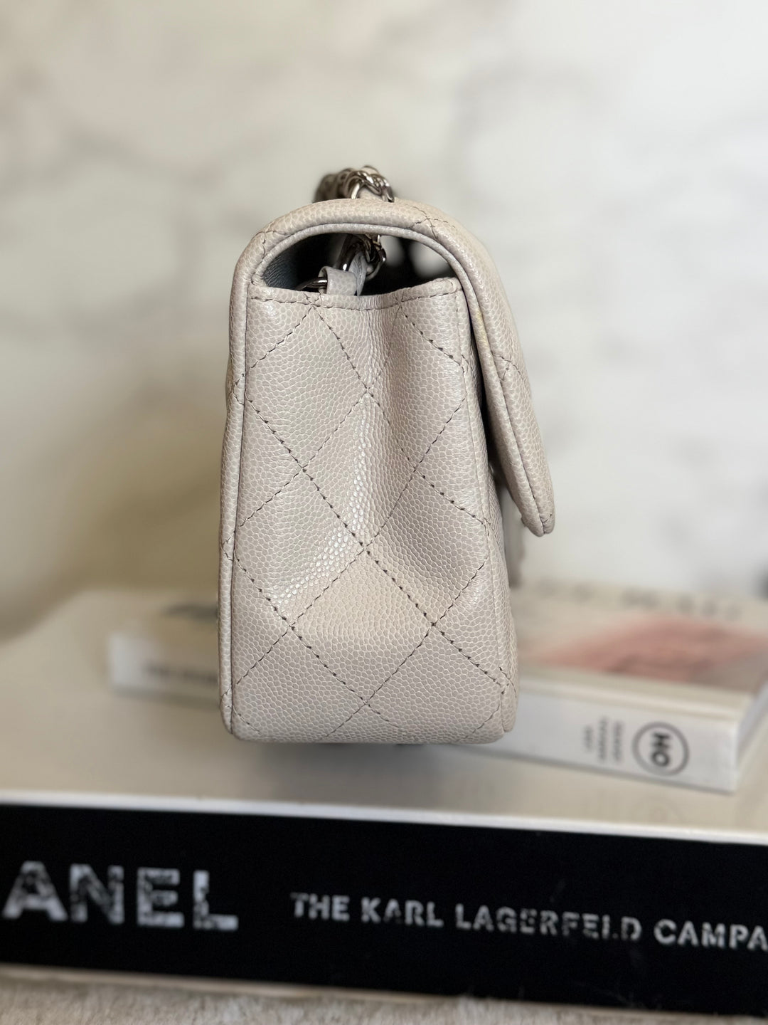 CHANEL 18B series 26 Ivory Caviar SHW Mini Rectangular Flap Bag 2018