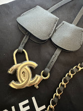 Load image into Gallery viewer, CHANEL Series 29 2019 Black Caviar GHW Small Filigree Vanity Bag with chain
