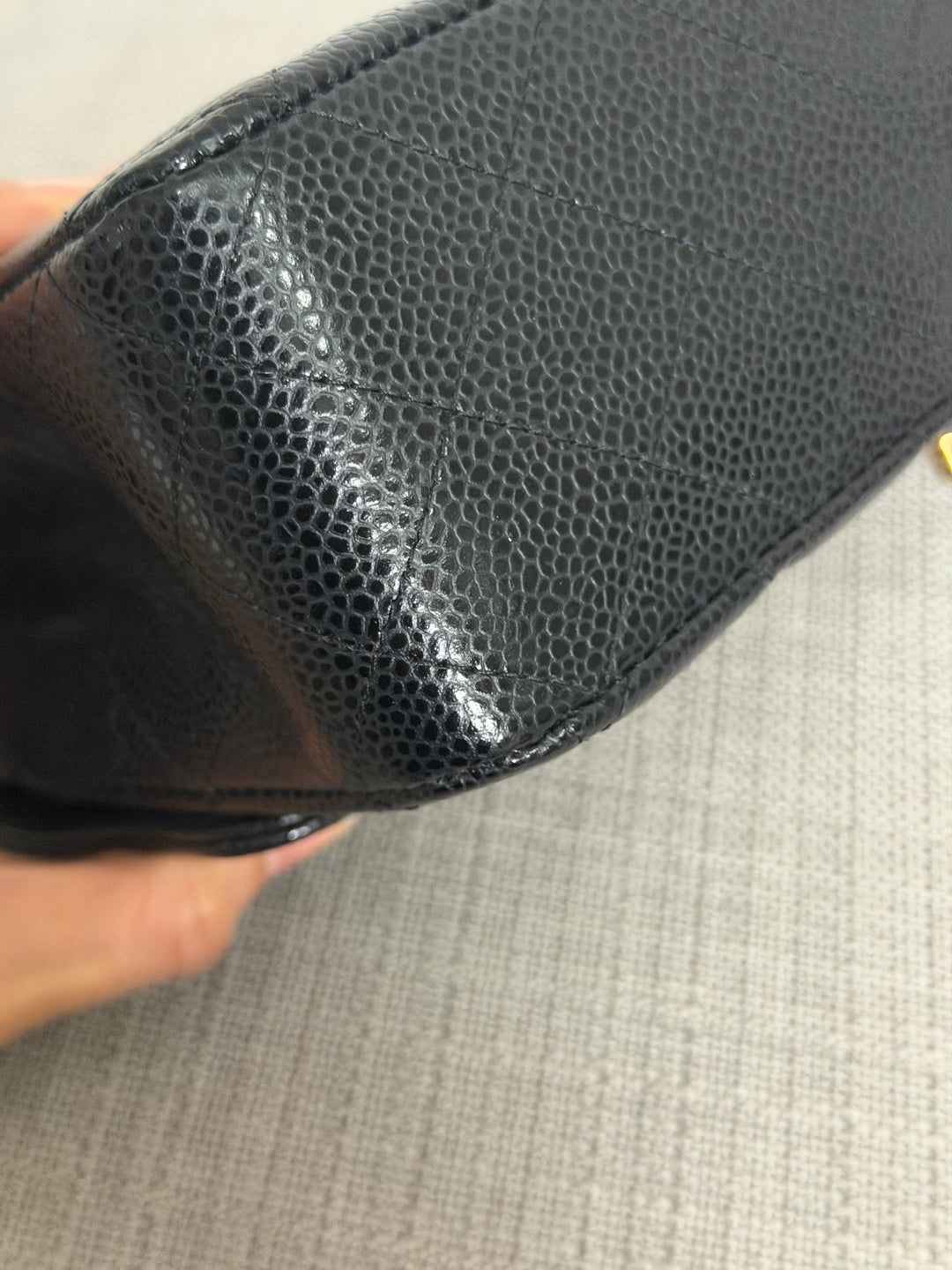 CHANEL 2022 Black Caviar GHW Timeless Classic Medium ML 11.12 Double Flap Bag