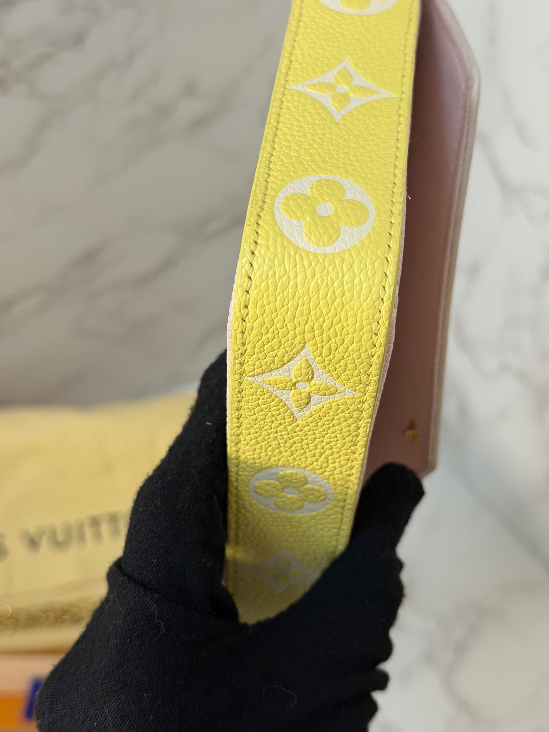 LOUIS VUITTON LV Pochette Felicie 2022 Pink/Beige/Yellow Emprinte Leather