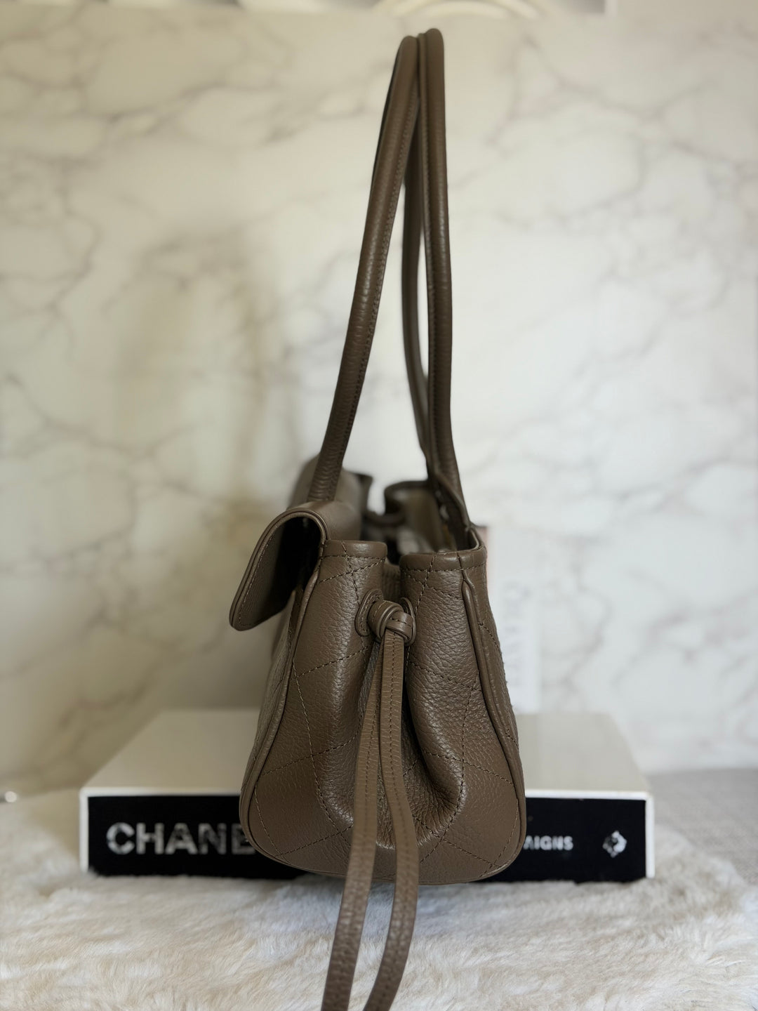 CHANEL Khaki Etoupe Caviar LGHW Urban Essentials East West Shopping Tote Bag size Small Matthieu Blazy 26A 2026