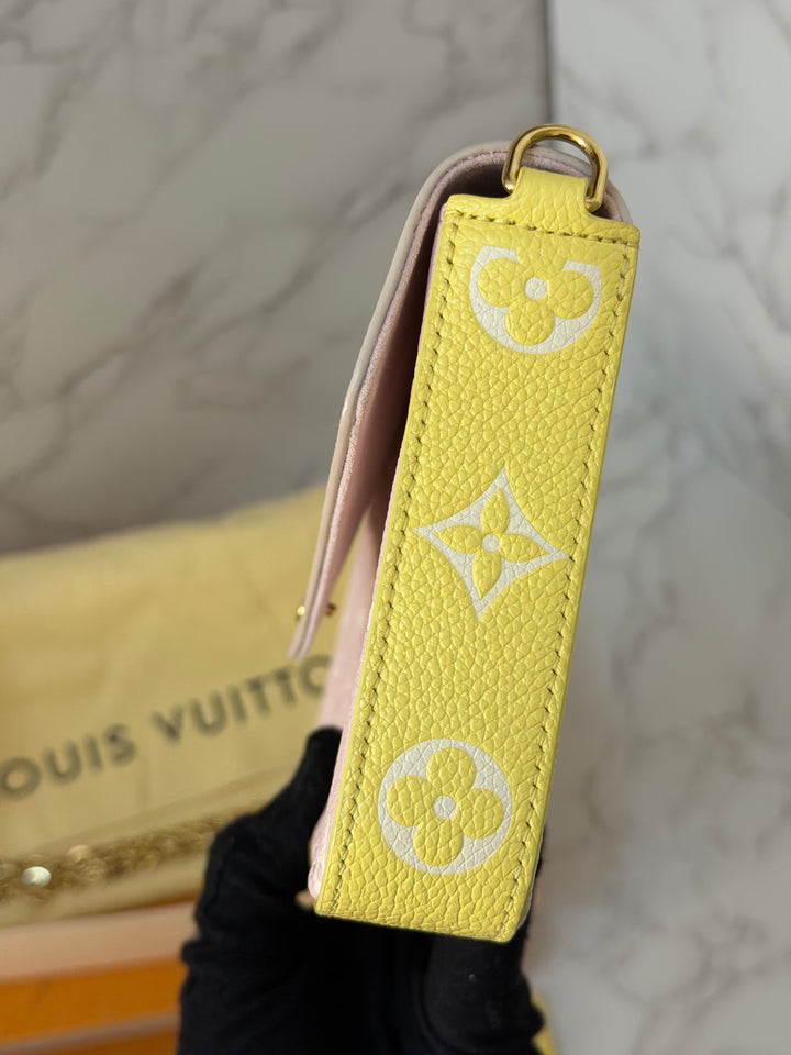 LOUIS VUITTON LV Pochette Felicie 2022 Pink/Beige/Yellow Emprinte Leather