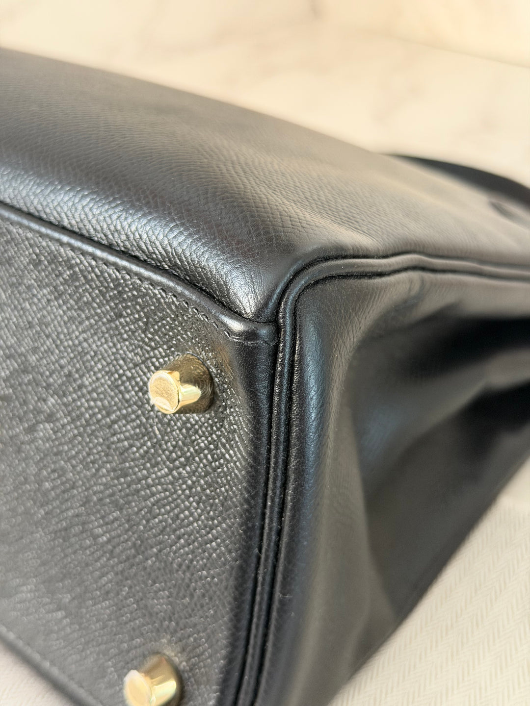 Hermes Noir/Black Epsom Leather GHW Kelly 28 stamp N 2010