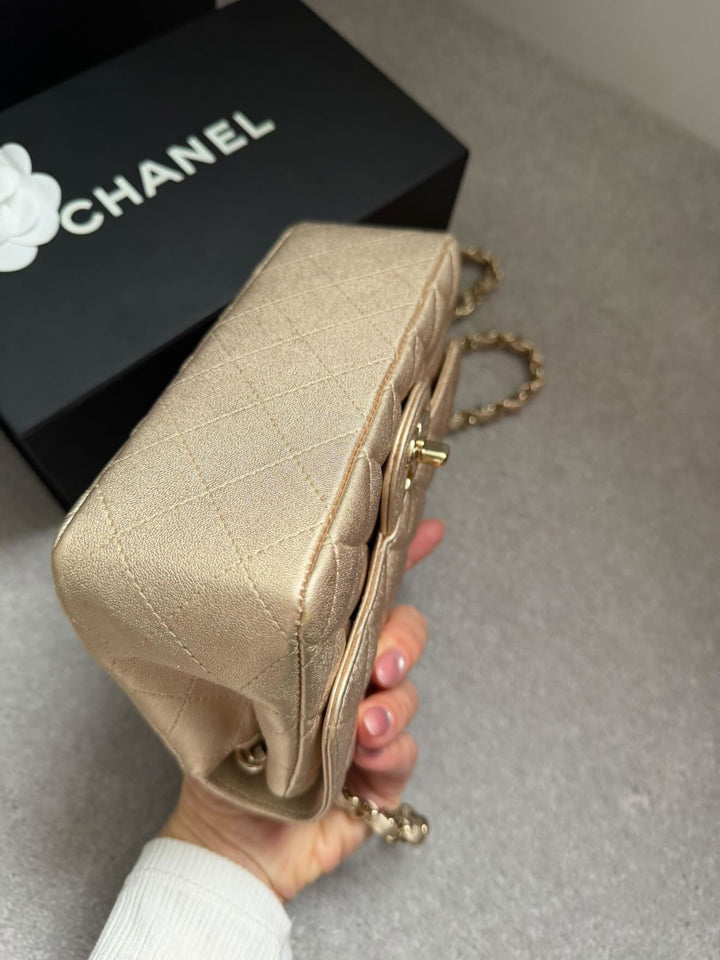CHANEL series 31 21P Collection Iridescent Gold Lambskin LGHW Mini Rectangular Flap Bag 2021