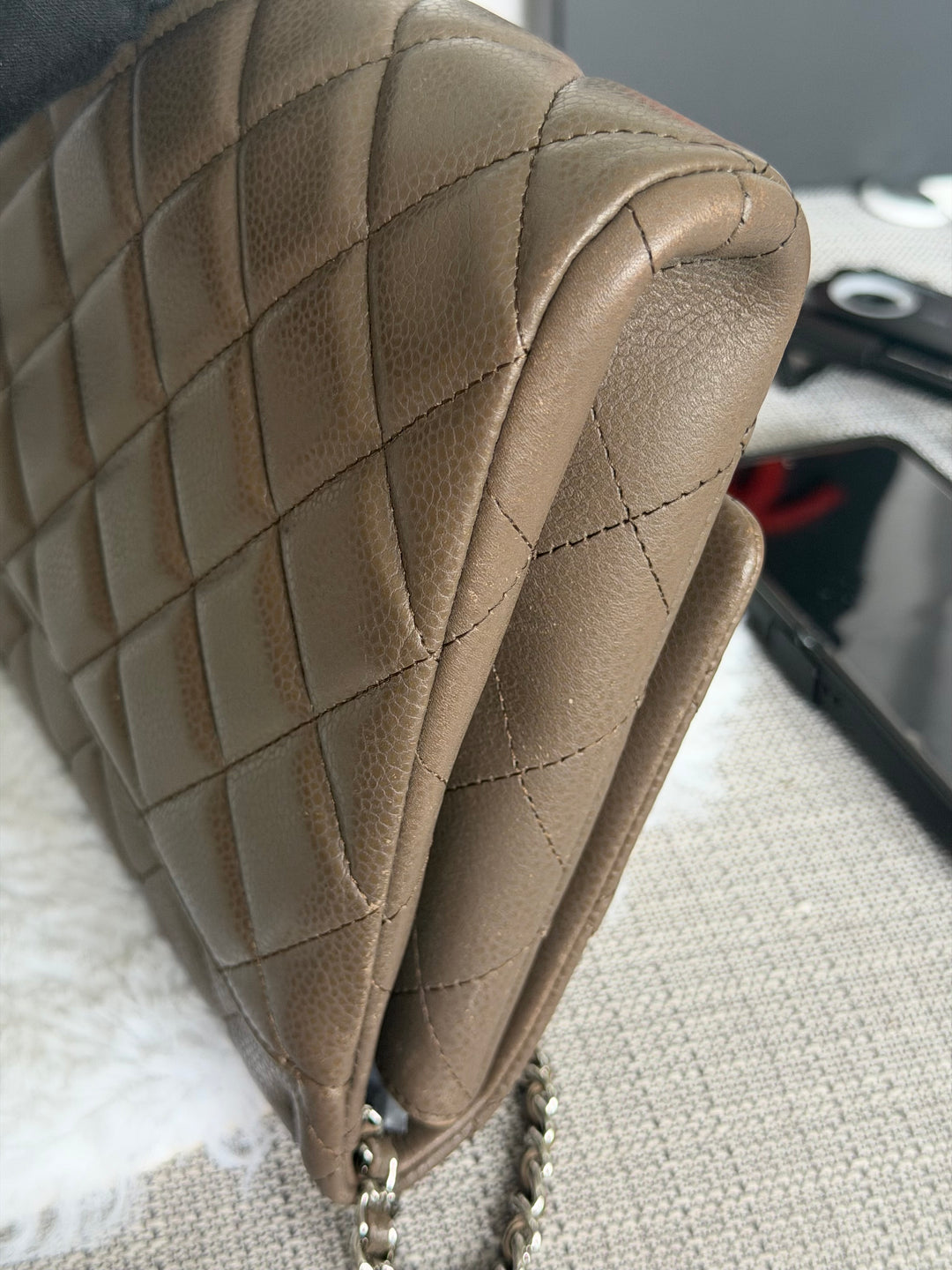 CHANEL series 17 Khaki Caviar SHW Classic Clutch with Chain