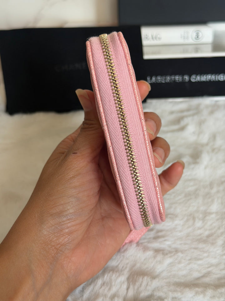 CHANEL 19S iridescent pink caviar LGHW Zippy Coin Purse series 27 2019