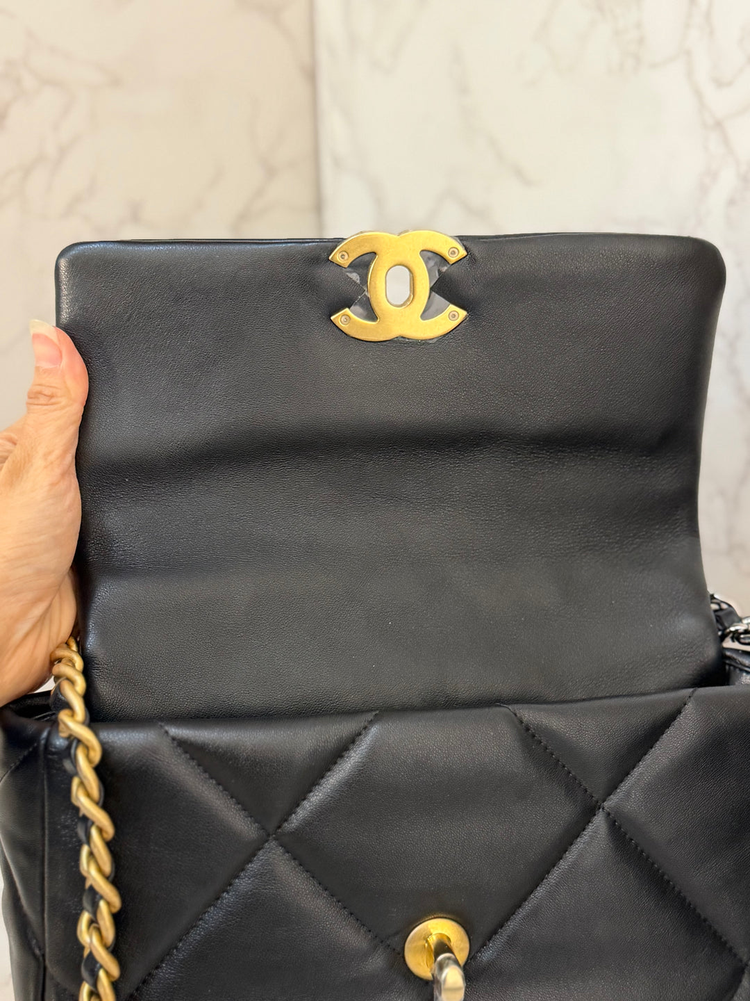 CHANEL 19 Size Small series 31 2020/2021 Black Lambskin Mixed HW Top Handle Flap Bag