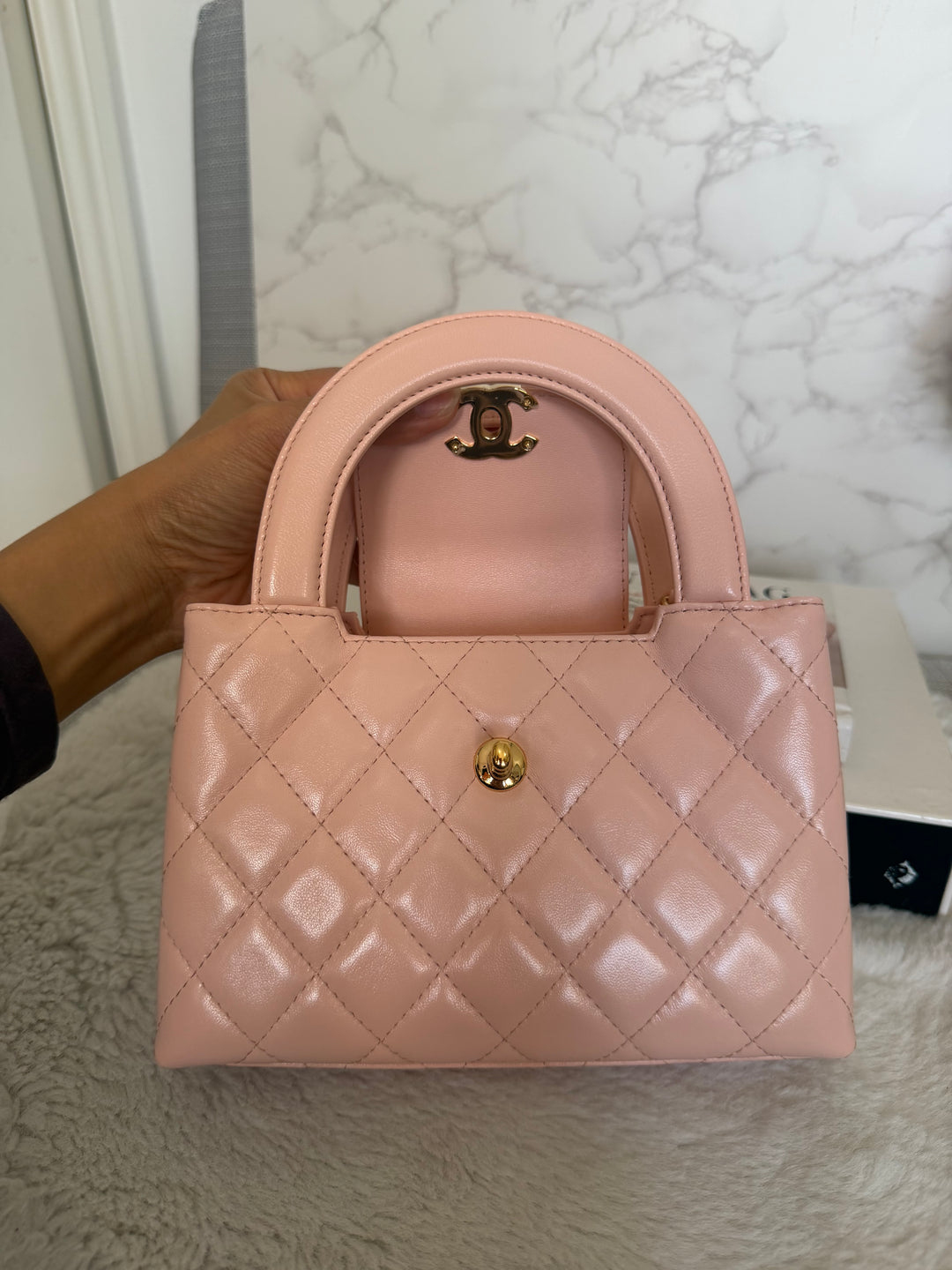 CHANEL 26B Light Pink Calf Skin Kelly Shopping Bag size Small 19 cms 2026