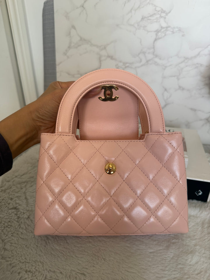 CHANEL 26B Light Pink Calf Skin Kelly Shopping Bag size Small 19 cms 2026