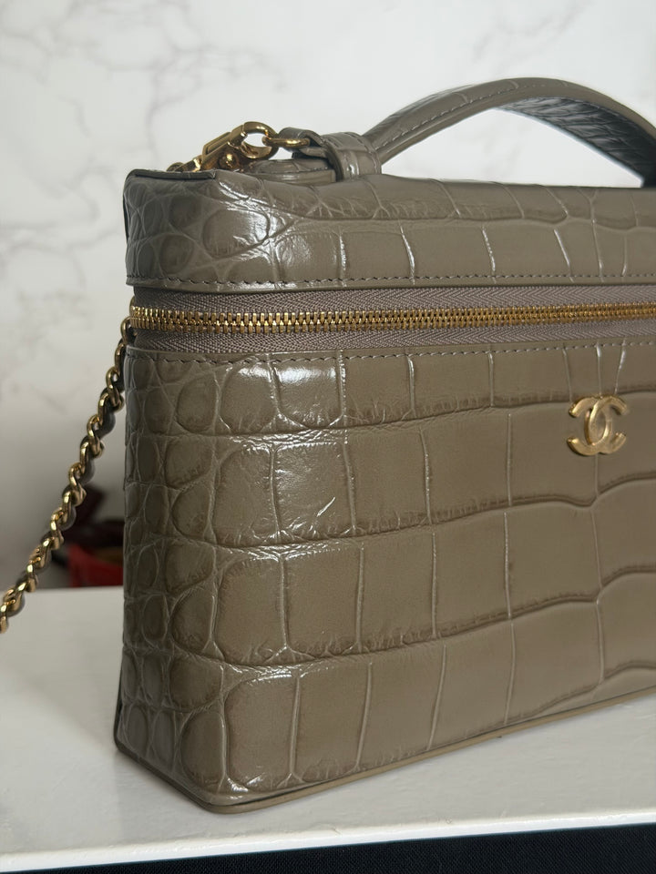 CHANEL 26A Etoupe Khaki Croc Embossed Calf skin LGHW LP Long Vanity size Medium 23 cms with detachable chain 2026
