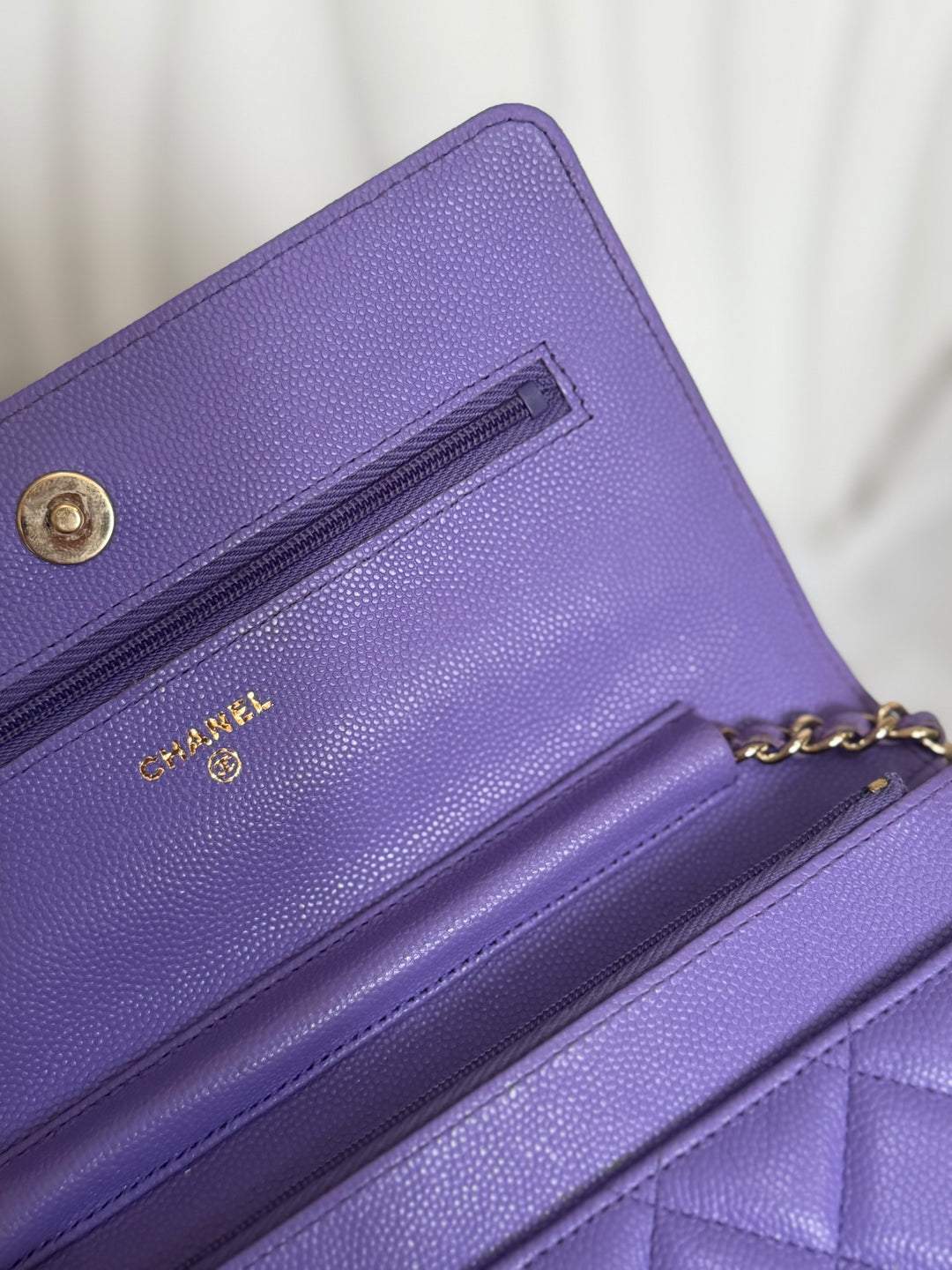 CHANEL series 28 20C Purple Caviar LGHW Classic Wallet on chain (WOC)