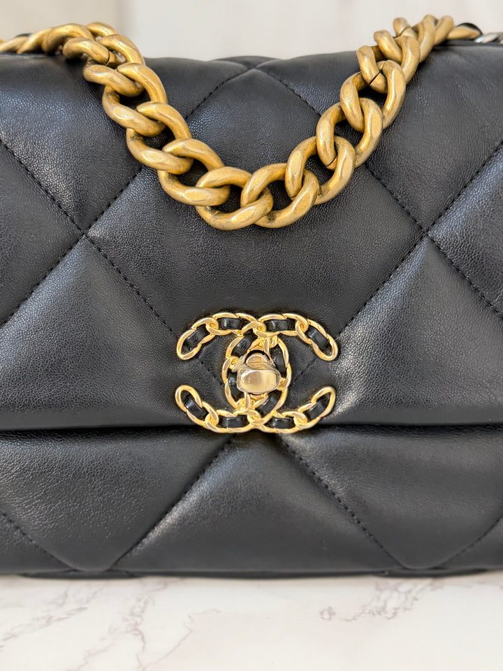 CHANEL 19 Size Small series 31 2020/2021 Black Lambskin Mixed HW Top Handle Flap Bag