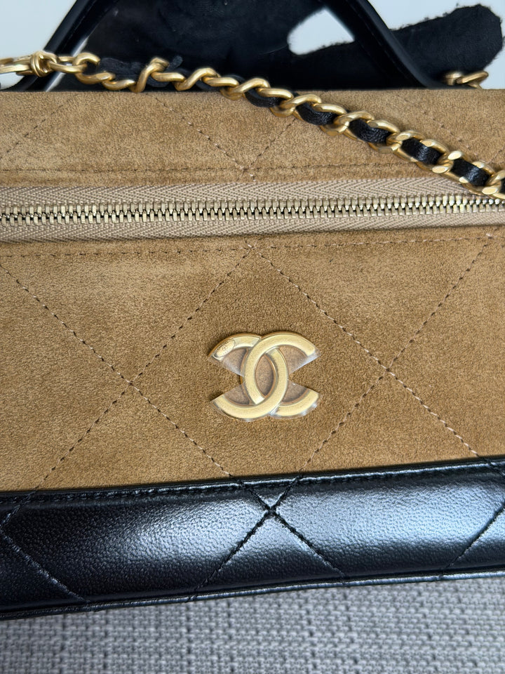 CHANEL 26S Beige Suede Black Calf skin aged GHW Long Vanity Case with Detachable Chain and top handle 2026