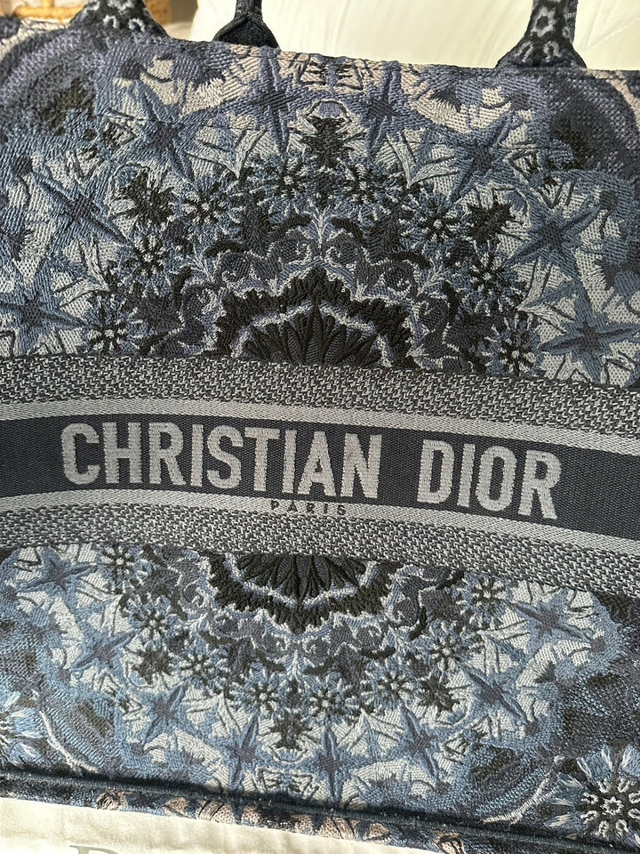 Dior Book Tote size Large