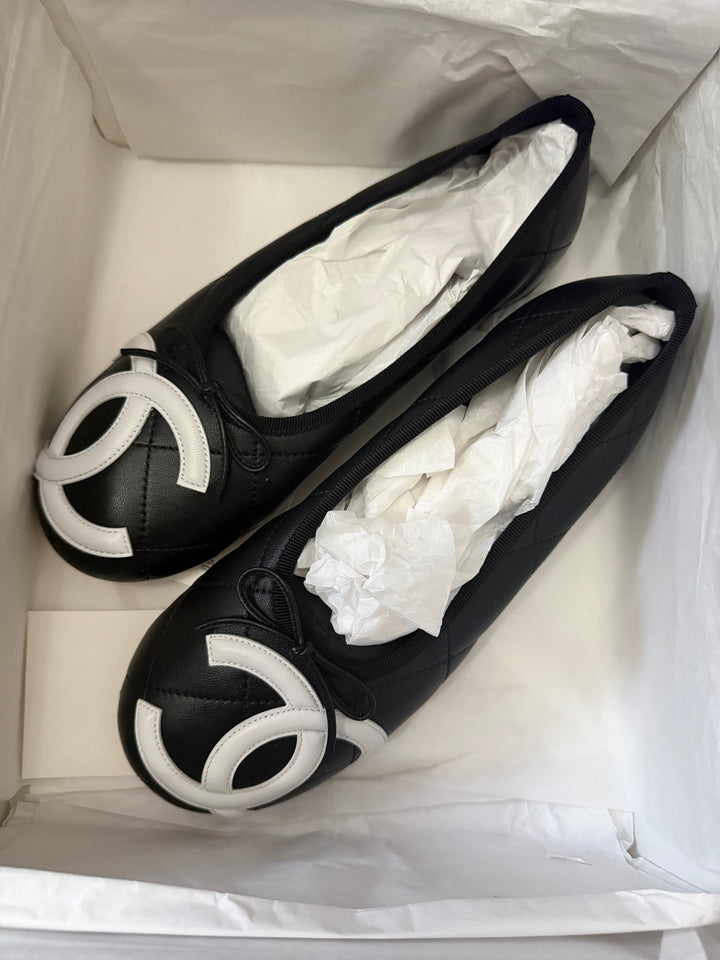 CHANEL Coco Beach 2026 26S Black Lambskin White CC Logo Ballerina Shoes size EU39C TTS