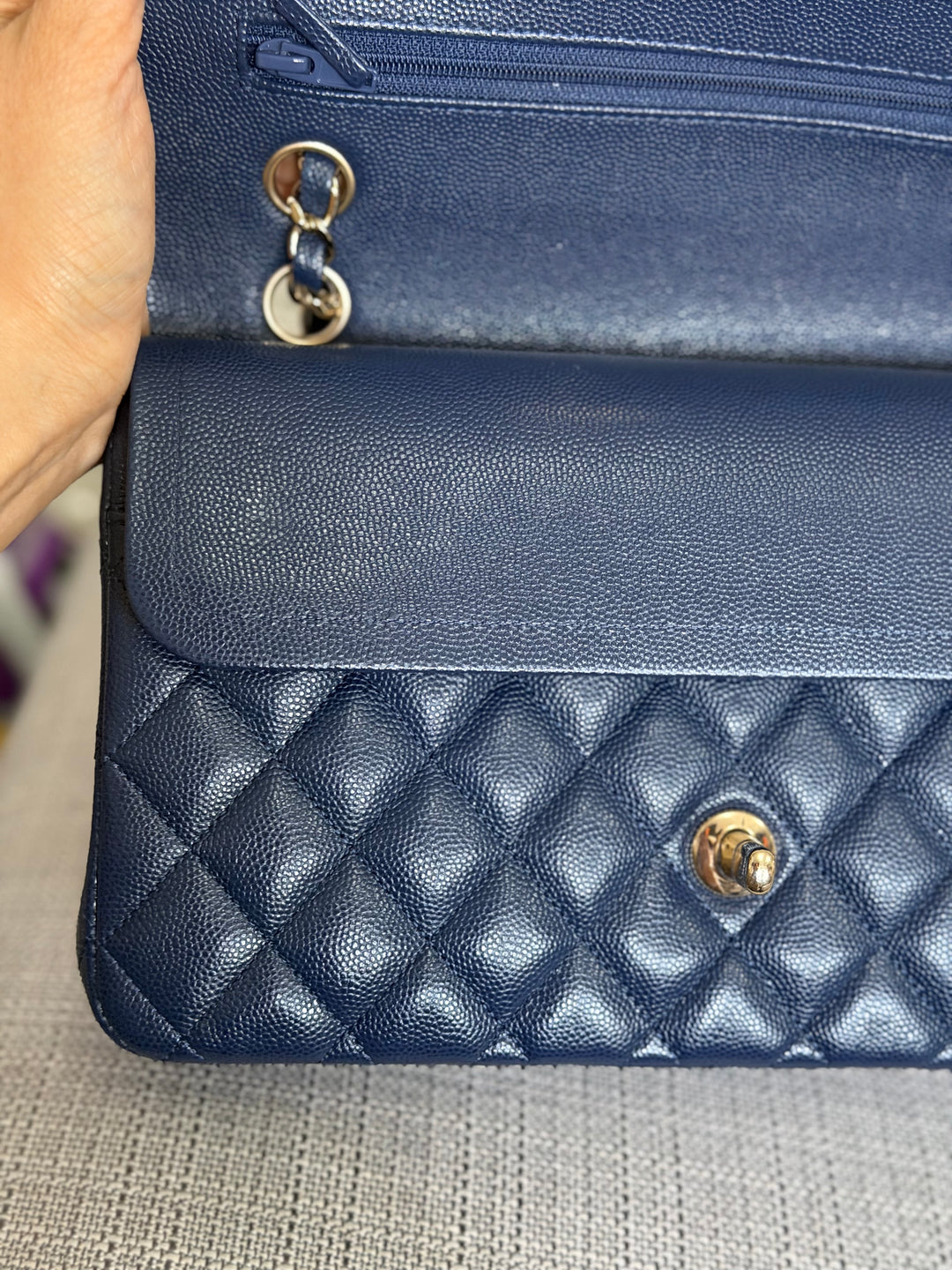 CHANEL series 29 20C Navy Caviar Medium ML Timeless Classic Double Flap Bag 2019/2020