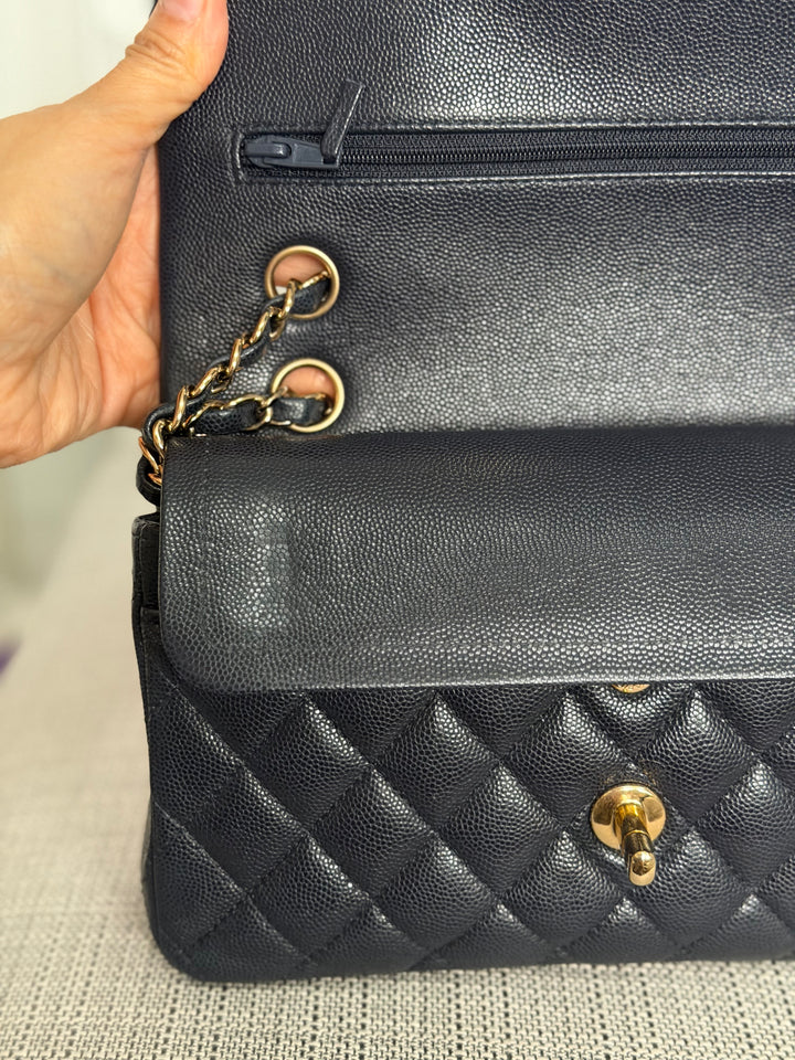 CHANEL series 30 Dark Navy Caviar LGHW Small Timeless Classic Double Flap Bag 2020