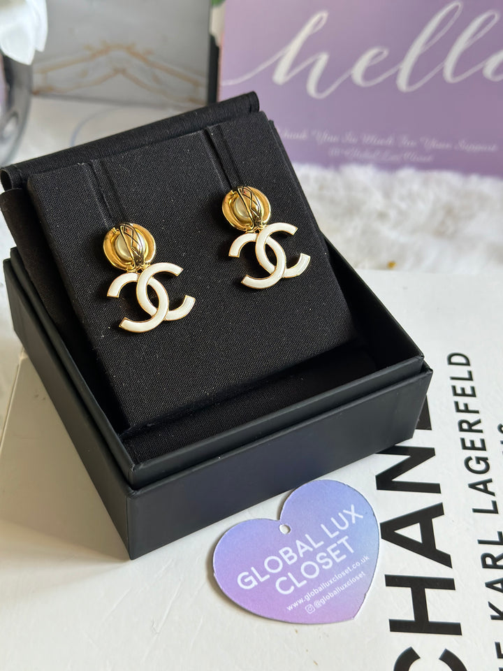 Chanel 22S White Resin Aged GHW earrings