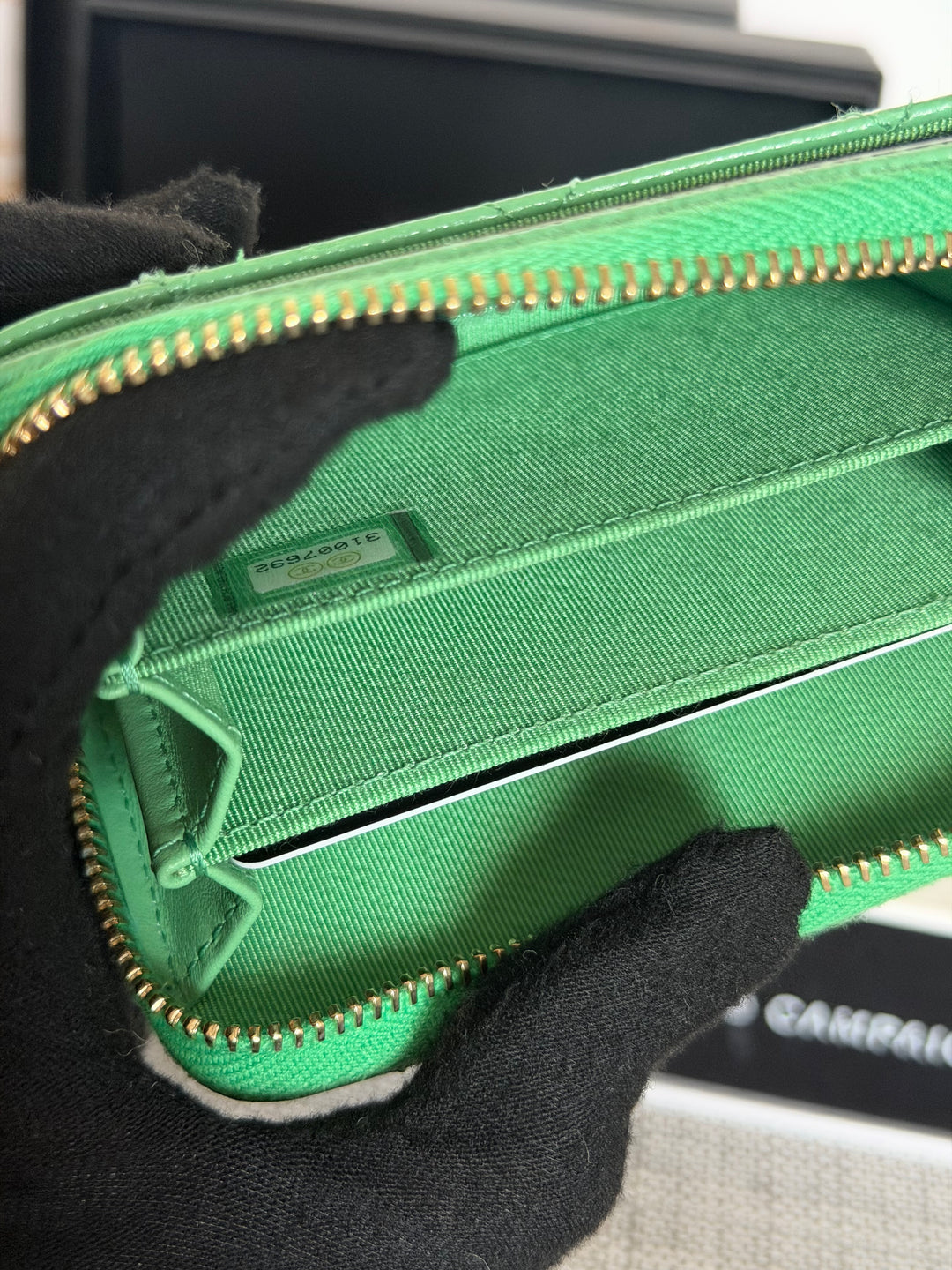 CHANEL 21P series 31 Green Caviar LGHW Zippy Coin Purse