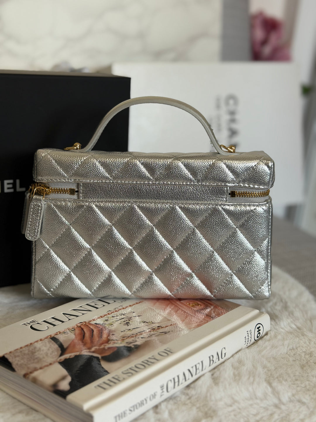 CHANEL 26A 2026 Silver Caviar LGHW Long Vanity LP with detachable Chain 19 cms