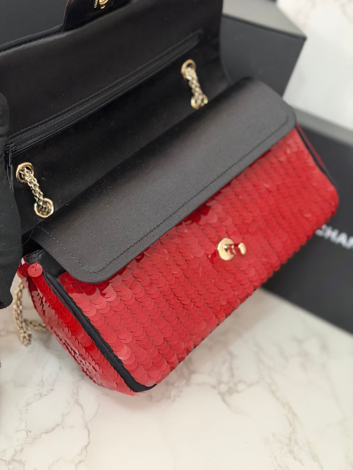 CHANEL series 13 2010 Red Sequin and Black Satin Paris-Shanghai Medium Flap Bag Gold Hardware