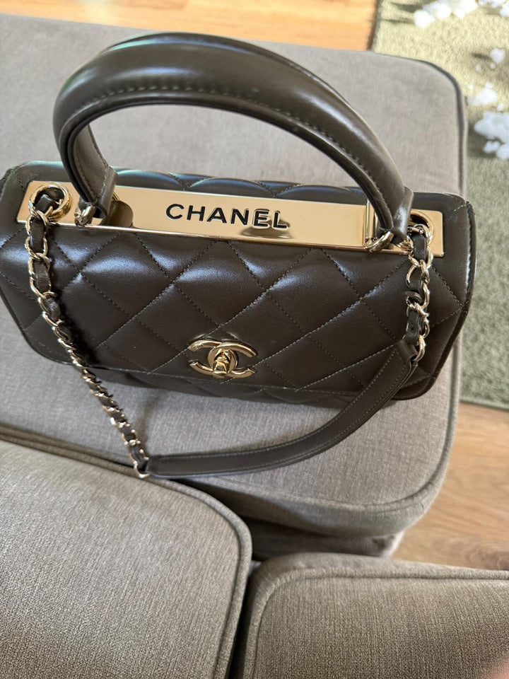 CHANEL series 23 2016 Khaki Green Lambskin LGHW Trendy CC Flap bag size Small with detachable chain