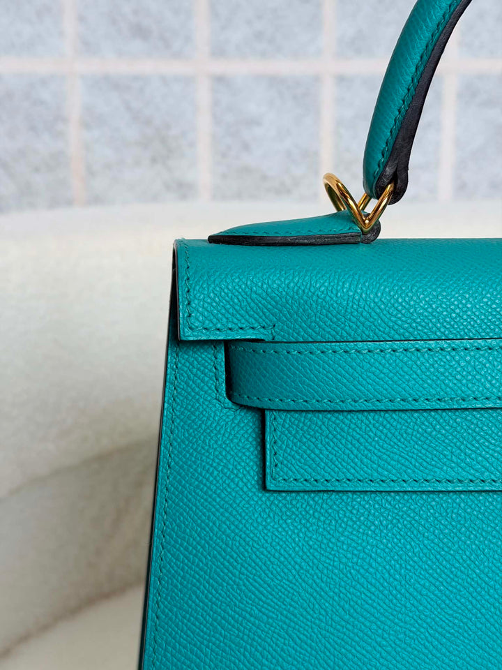 HERMÈS Kelly 28 Epsom Leather Sellier Special Order Bleu Paon GHW Stamp D 2019